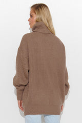 Jersey de cuello alto modelo 185216 Makadamia