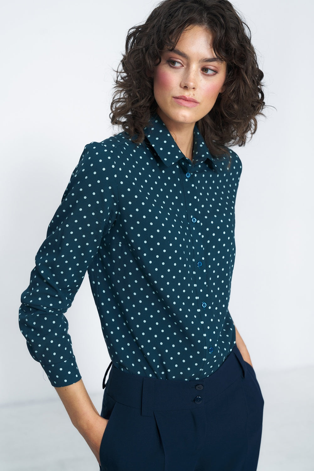 Camisa de manga larga modelo 186122 Nife