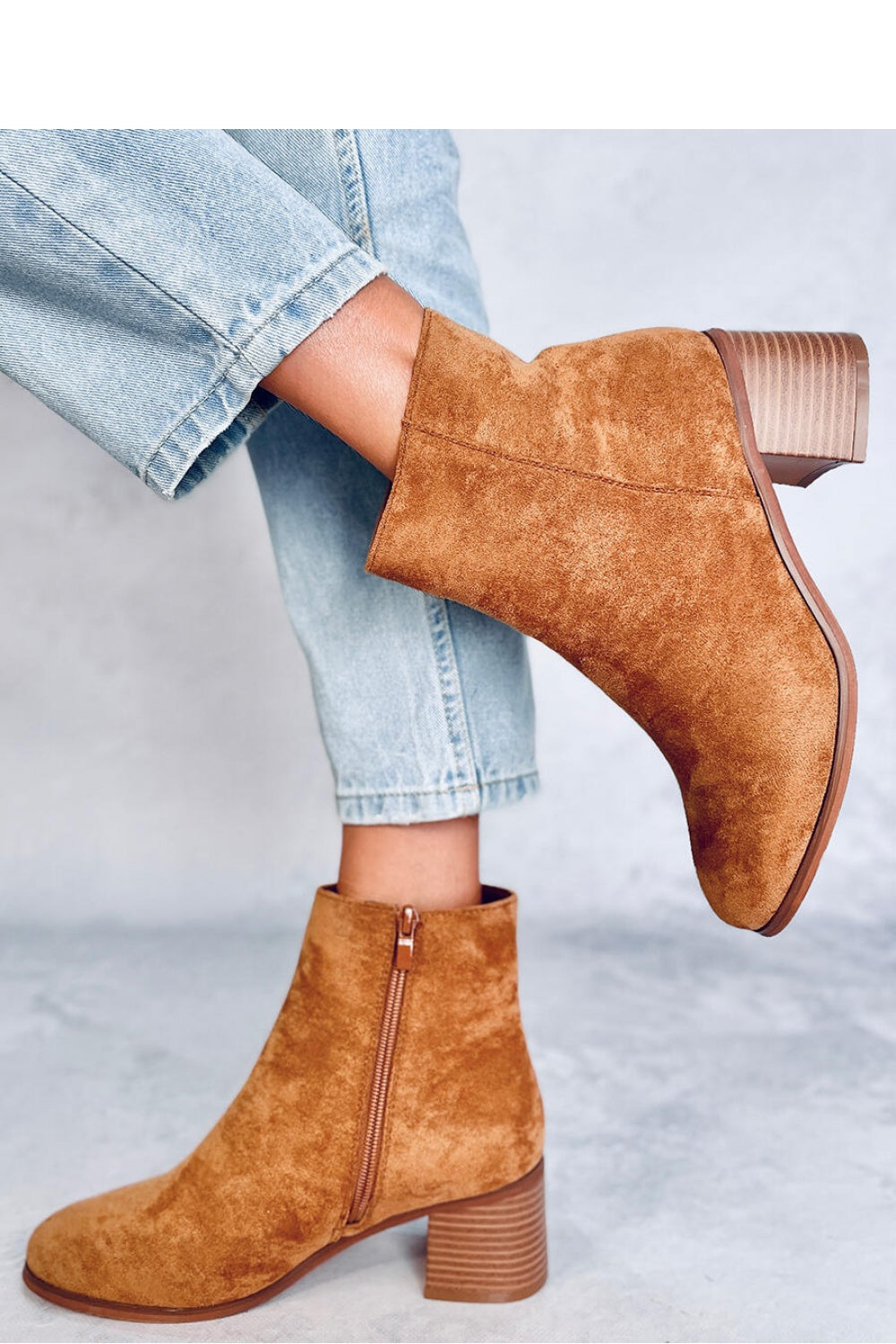 Botas tacón modelo 186255 Inello