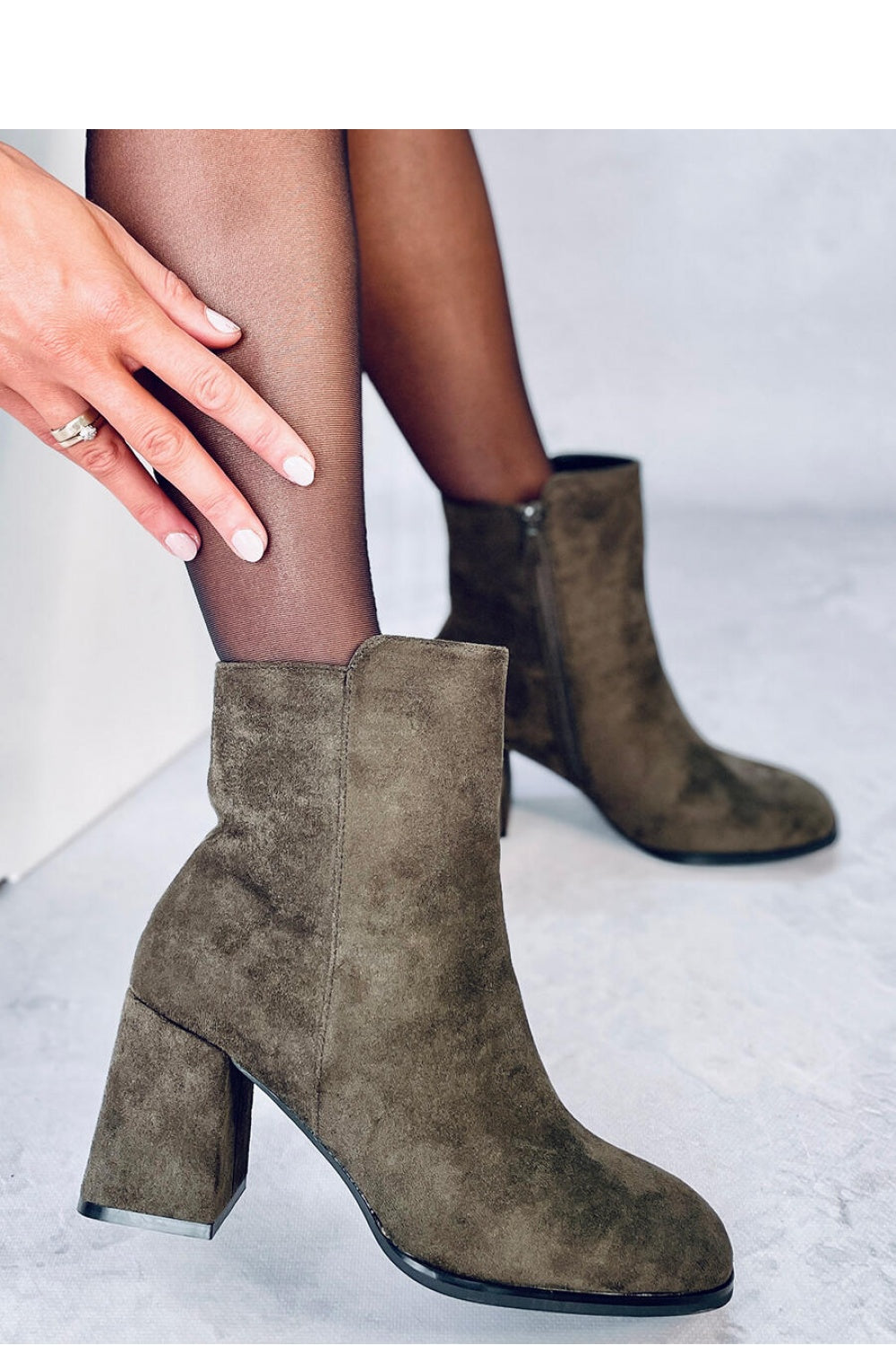 Botas tacón modelo 186275 Inello