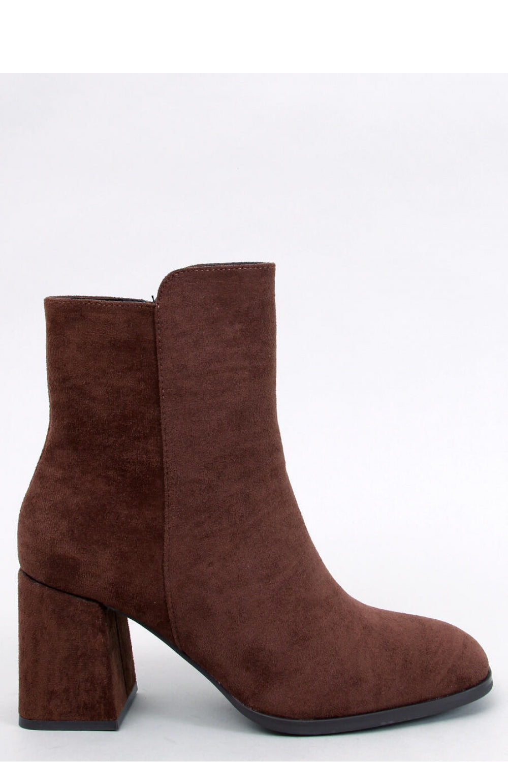 Botas tacón modelo 186276 Inello