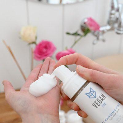 Espuma Limpiadora para Piel Grasa y Mixta, 200 ml - ZYOUNAT Boutique