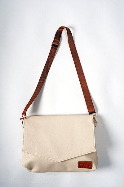Bolso de accesorios para bebé – Cappuccino - ZYOUNAT Boutique