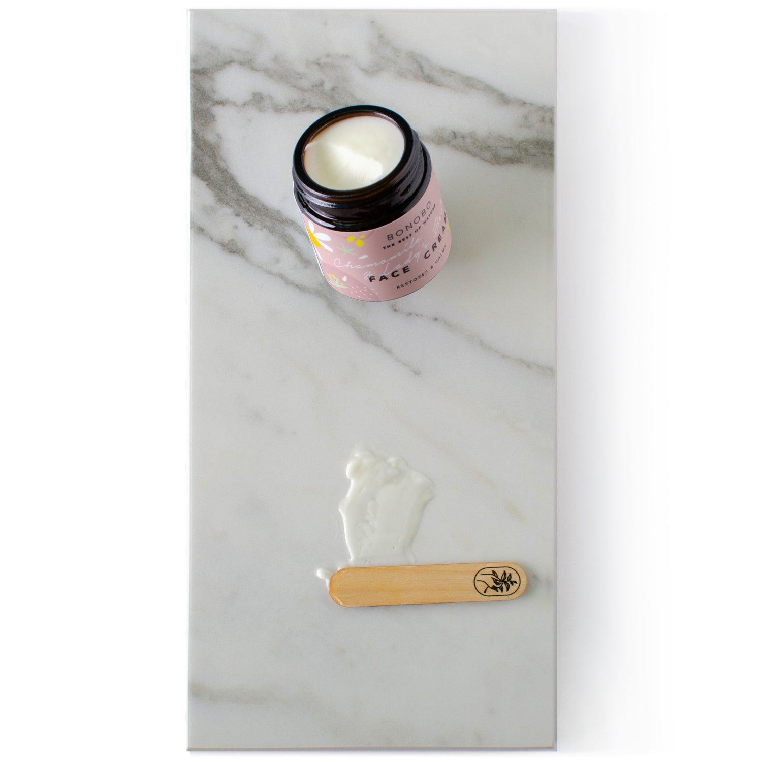 Crema Facial de Manzanilla y Galio de los Colchones - ZYOUNAT Boutique