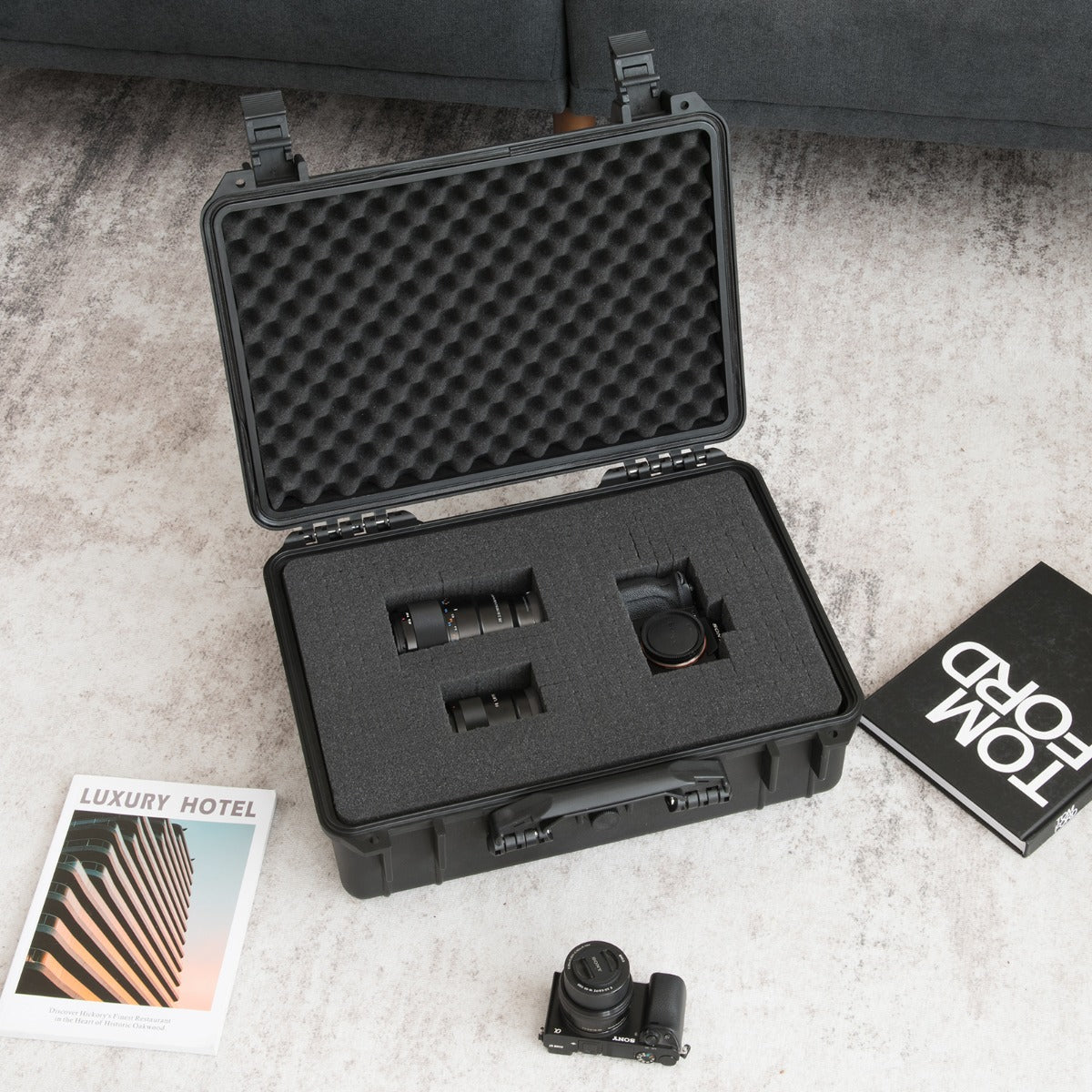 Caja Dura Impermeable Portátil Maletín de Exterior con Encarte de Espuma Personalizable para Aparatos Electrónicos Drones 56 x 44 x 22 cm