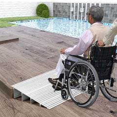 Rampa de Umbral de Puerta con Marco de Aluminio y Superficie Antideslizante Carga 317 kg para Sillas de Ruedas 86,5 x 54 x 10,5 cm Plata